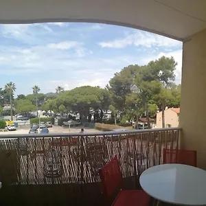 Climatise Sur Le Port De Hyères